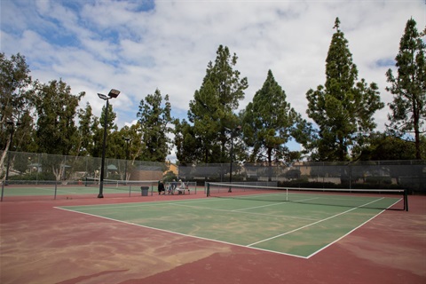 Las Posas Tennis Court in the Day